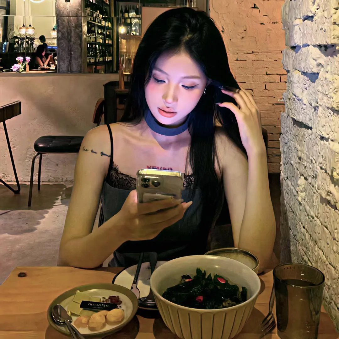 热搜榜实拍：头部网红离婚传闻疯传，全网玩梗